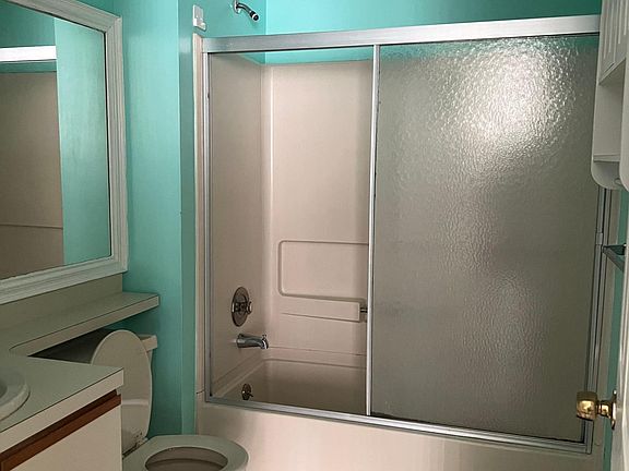 5th image of 69 Howard St #69