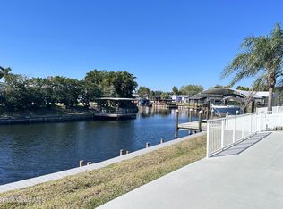 225 Florida Blvd, Merritt Island, FL 32953