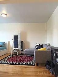 Rented by Hillel Realty Group