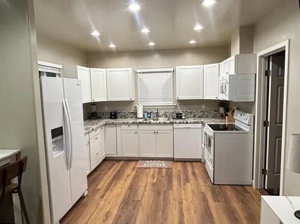 21389 Old 44 Dr, Redding, CA 96003