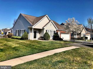 33 Canary Way, Hamilton, NJ 08690