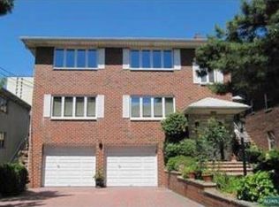 469 Palisades Blvd, Fort Lee, NJ 07024