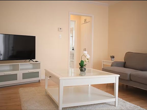 5th image of 834 Lincoln Blvd #Bb