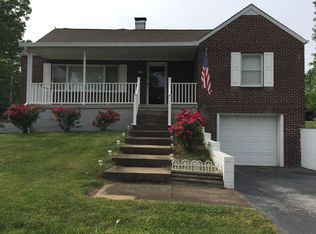 859 Gilbert St, Alcoa, TN 37701