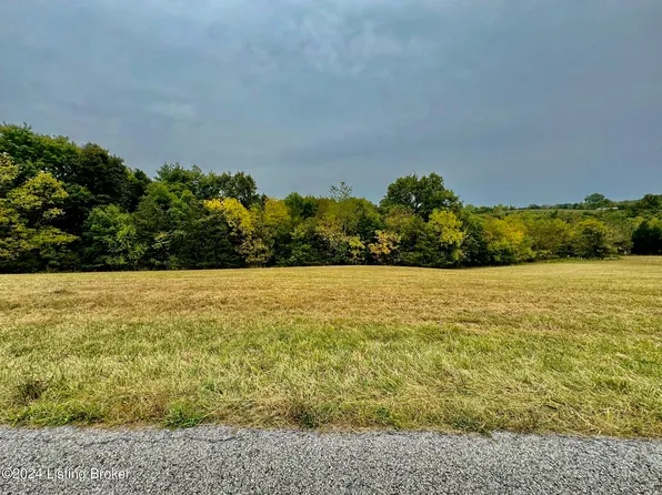 2 Hillsboro Ln, Springfield, KY 40069