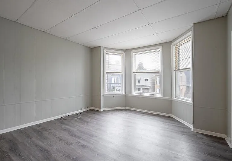 140 5th Ave #2 — Photo 8