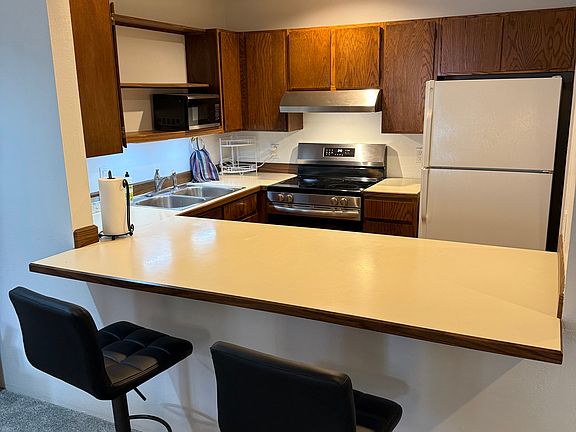 2nd image of 3900 Old Lodge Rd APT 2A