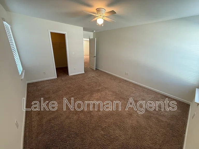 9010 Harwood Knoll Dr — Photo 16