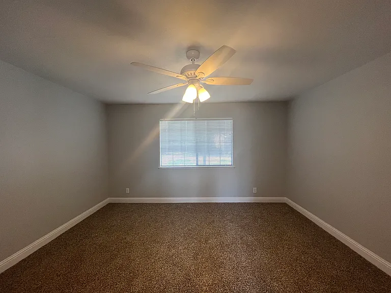 37102 Avenue 12 — Photo 9