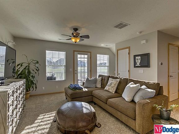 4th image of 5927 N 166th Ct