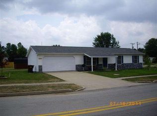 1109 W Mill St, Angola, IN