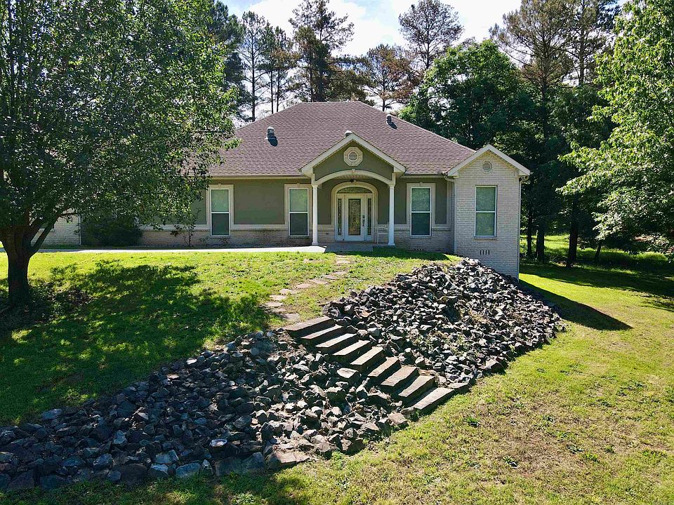 1st image of 780 Brookhill Ranch Rd