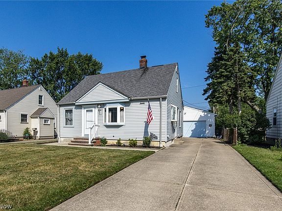 2nd image of 29607 Bruce Dr