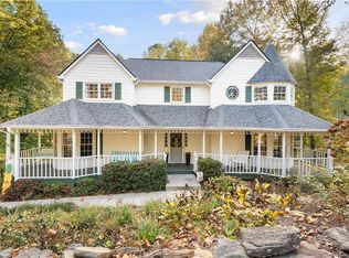3768 Rivaridge Dr, Marietta, GA 30062