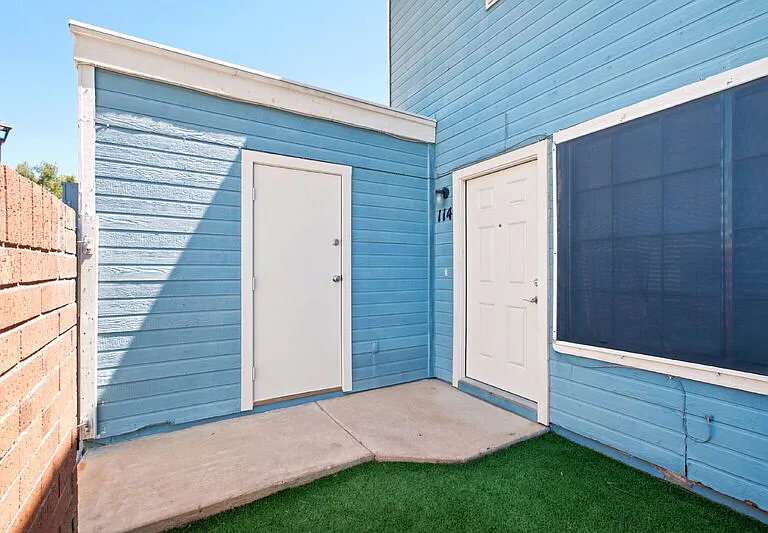 2301 E University Dr #114 — Photo 5