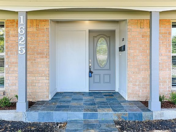 2nd image of 1625 Mosswood Cir
