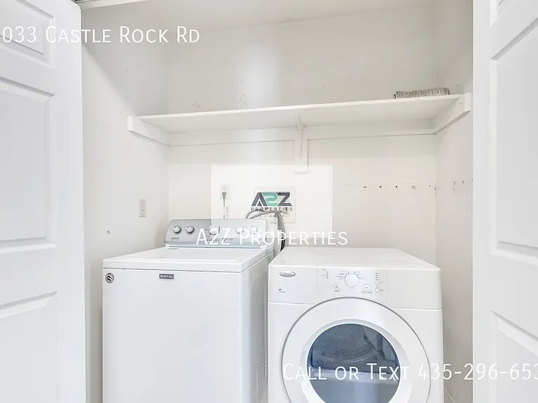 1033 E Castle Rock Rd — Photo 13