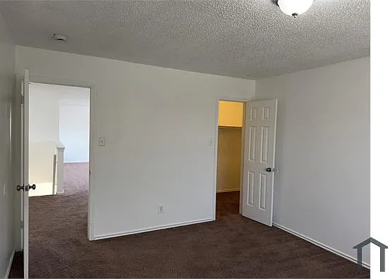6835 Evercrest Ln — Photo 11