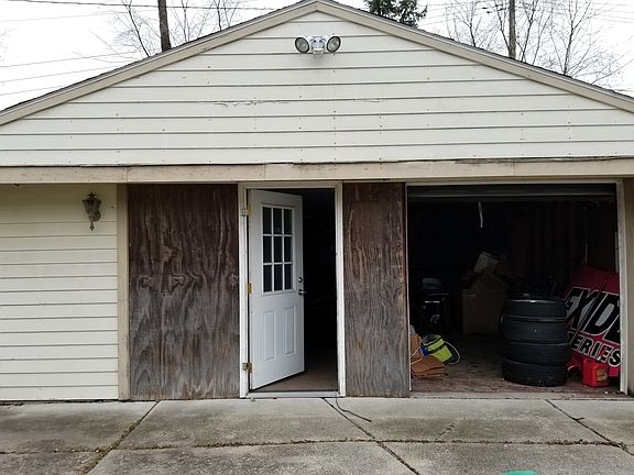 5th image of 29499 Florence St