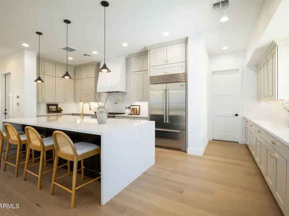 3912 E CRITTENDEN Lane, Phoenix, AZ 85018