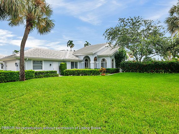 3rd image of 2402 Saratoga Bay Dr