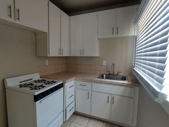 2nd image of 65 Linden Ave #7