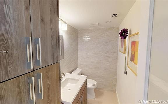 4th image of 3625 N Country Club Dr 805 #805