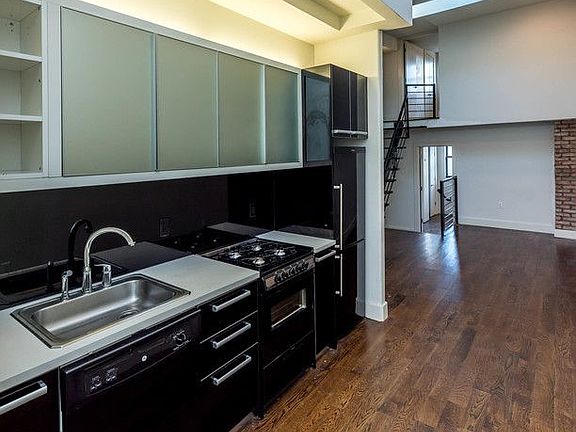 4th image of 179 Maujer St #4D