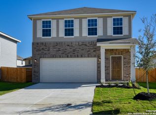 2553 Ayers Dr, Seguin, TX 78155