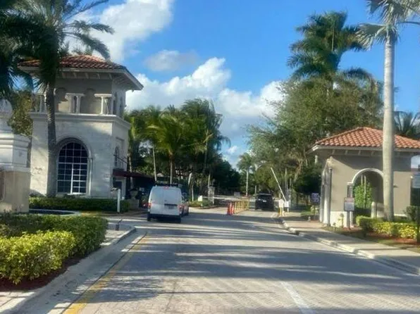 12898 SW 53rd St, Miramar, FL 33027