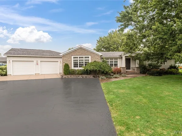 4703 Meyer Rd, North Tonawanda, NY 14120
