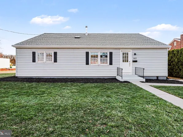 140 N Prince St, Palmyra, PA 17078