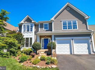 46820 Trailwood Pl, Sterling, VA 20165