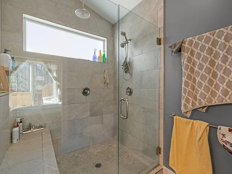 Luxurious rain shower