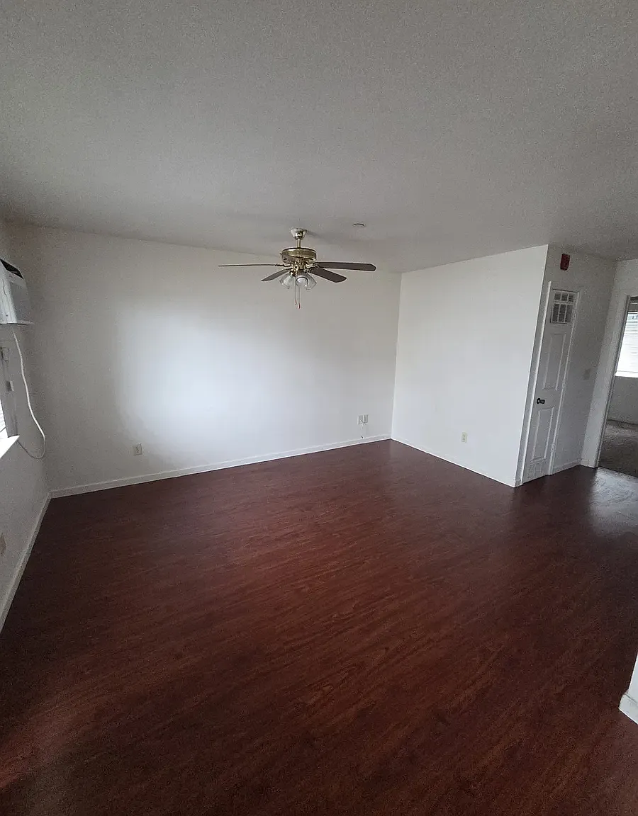 781 Clark Ave — Photo 3