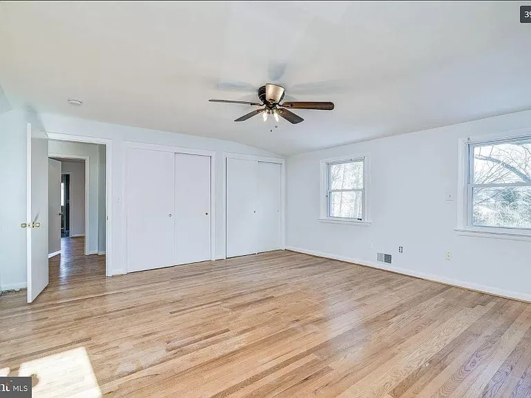 9913 Old Georgetown Rd — Photo 10