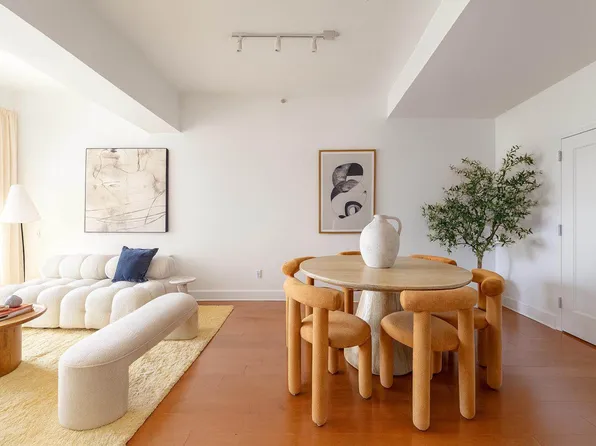 343 4th Avenue image 2 of 24