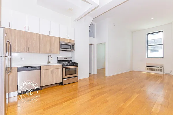Rented by MySpaceNYC | media 1