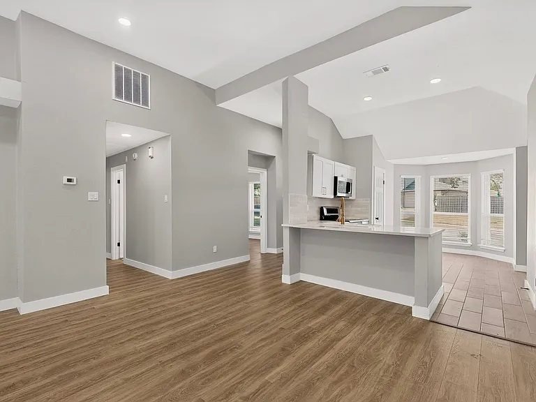 3604 Lily Ln — Photo 13