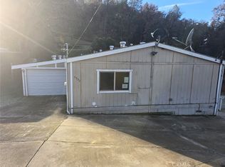 3330 Lakeview Dr, Nice, CA 95464