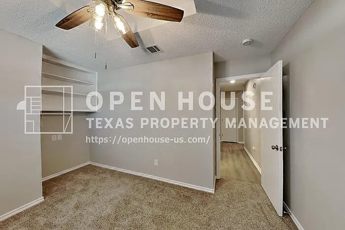 1228 Windy Meadows Dr — Photo 14
