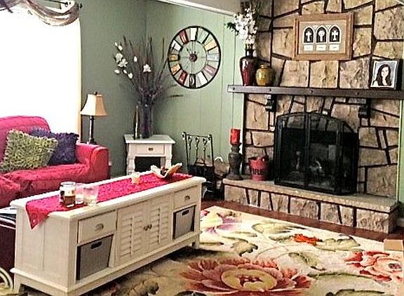 5th image of 512 Vine St