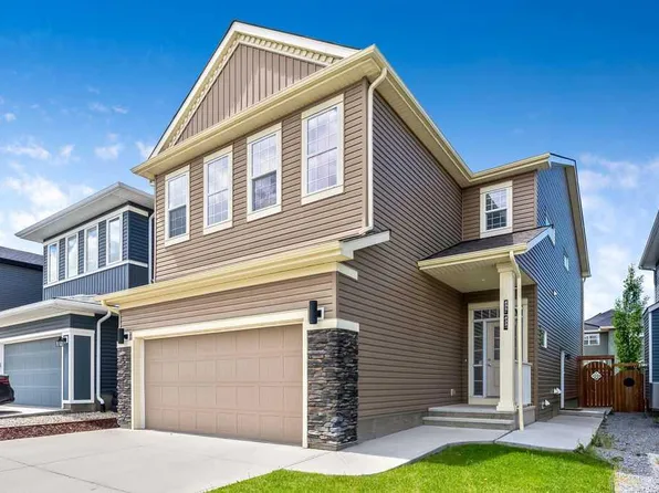 435 E Evansglen Dr NW, Calgary, AB T3P 0P6