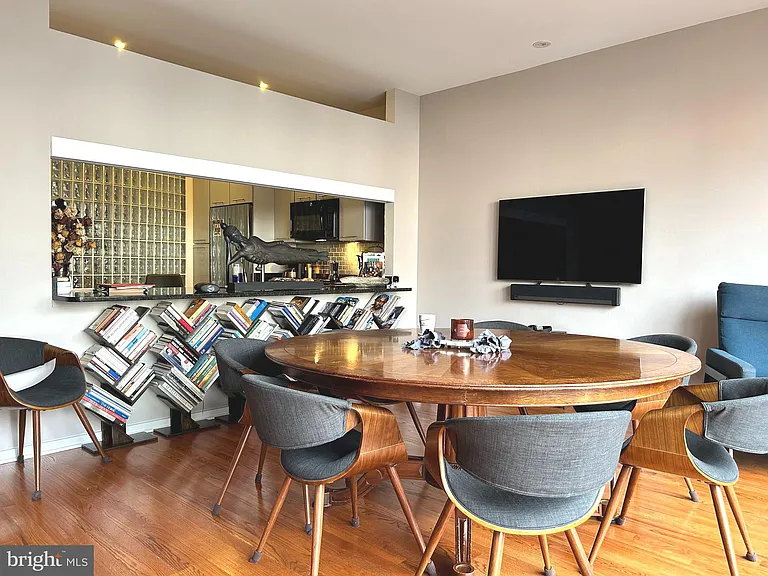 1443 S St NW #1 — Photo 4