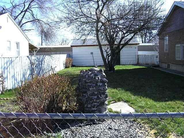 2nd image of 210 N 3rd W