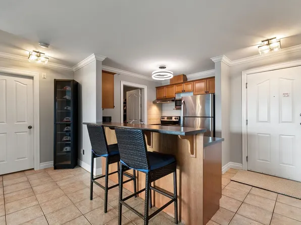 45769 Stevenson Rd #412, Chilliwack, BC V2R 5Z2