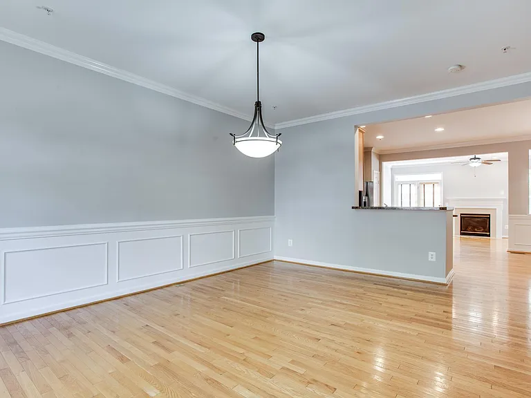 10410 Damascus Park Ln — Photo 25