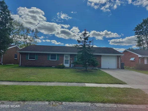 625 Meadowbrook Dr, Lima, OH 45801
