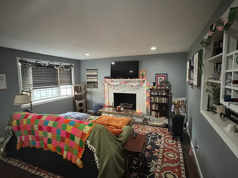 204 Rochelle Park — Photo 3
