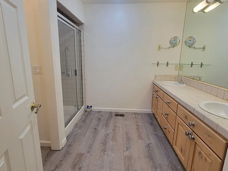 1617 Zion Way — Photo 13